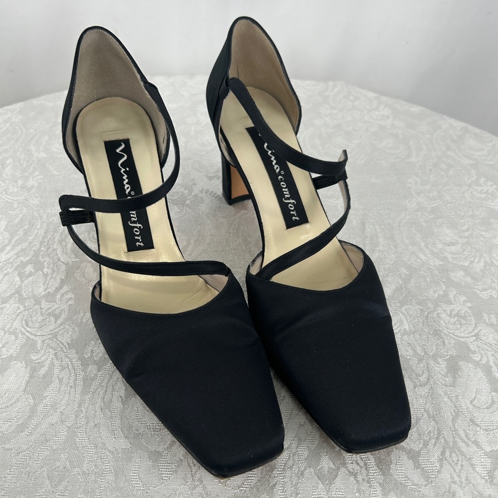 Vintage Mina Comfort Black Satin Heels Pumps with Straps - Picture 2 of 8